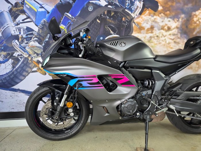 2024 Yamaha YZF-R7LA Grey