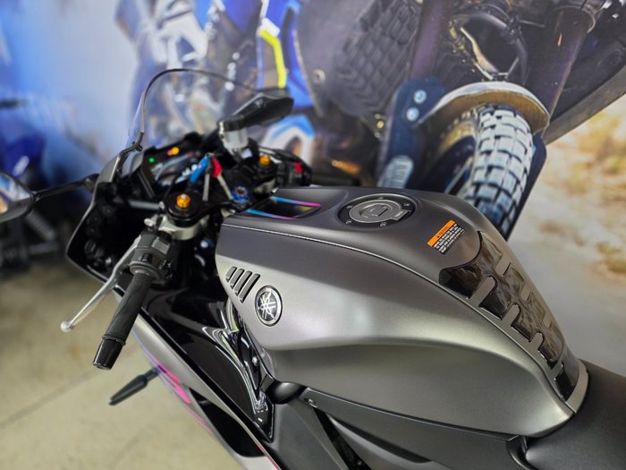 2024 Yamaha YZF-R7LA Grey