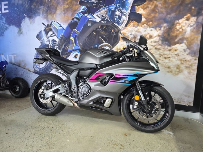 2024 Yamaha YZF-R7LA Grey
