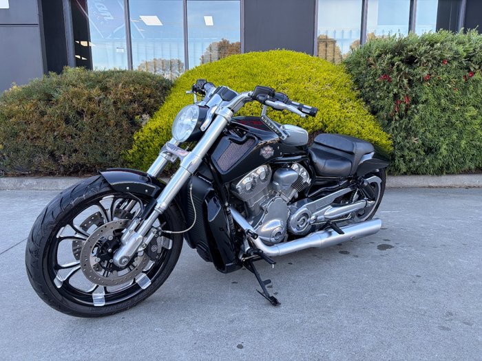 2012 HARLEY-DAVIDSON VRSCF MUSCLE Black