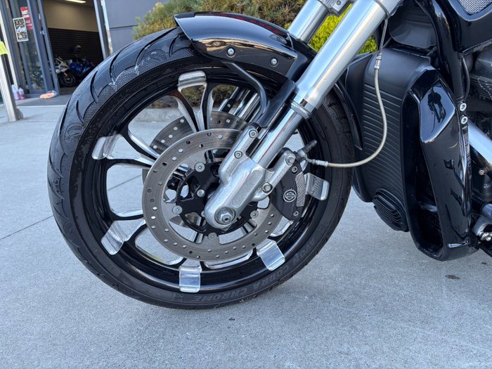 2012 HARLEY-DAVIDSON VRSCF MUSCLE Black