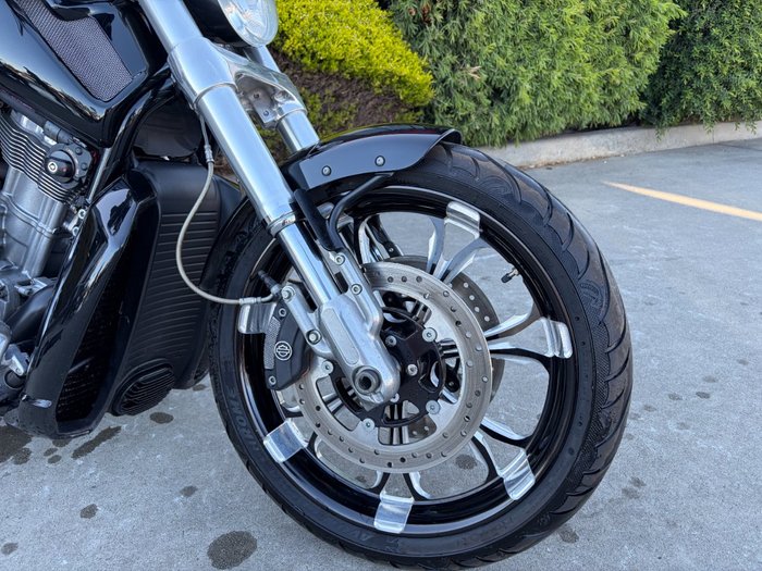 2012 HARLEY-DAVIDSON VRSCF MUSCLE Black