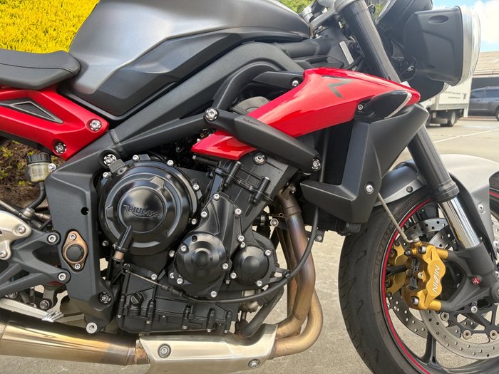 2016 Triumph STREET TRIPLE R Grey