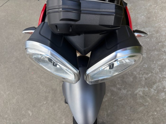 2016 Triumph STREET TRIPLE R Grey