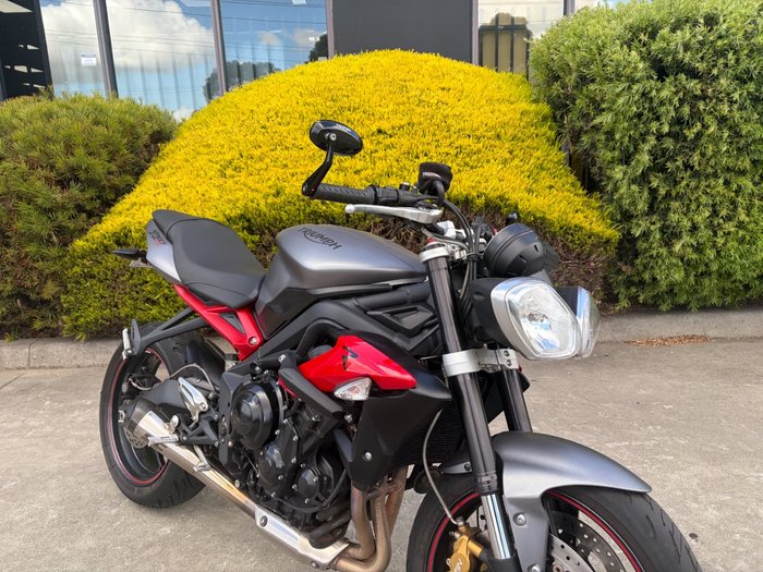 2016 Triumph STREET TRIPLE R Grey