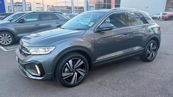 2025 Volkswagen T-Roc 140TSI R-Line