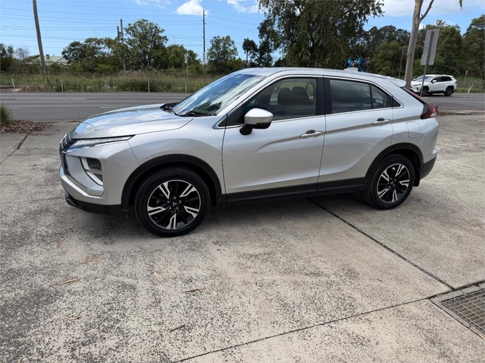 2020 MITSUBISHI ECLIPSE CROSS ES (2WD)