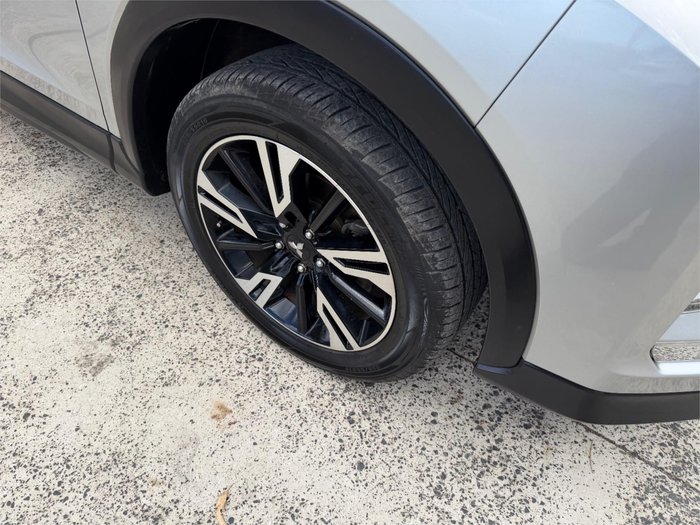 2020 MITSUBISHI ECLIPSE CROSS ES (2WD)