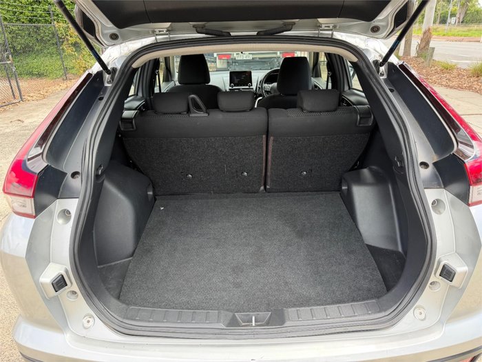 2020 MITSUBISHI ECLIPSE CROSS ES (2WD)