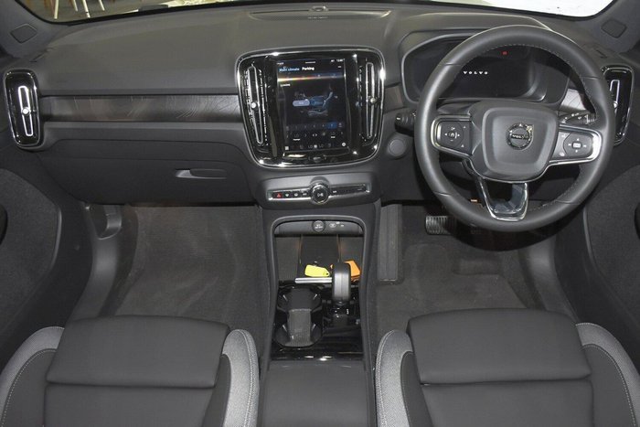 2023 Volvo C40 Recharge Twin MY24 AWD Crystal White