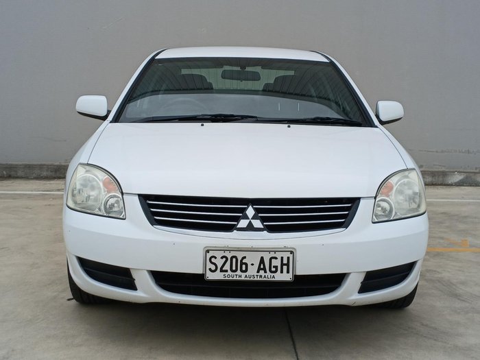 2007 Mitsubishi 380 ES DB Series 2 Mawson White
