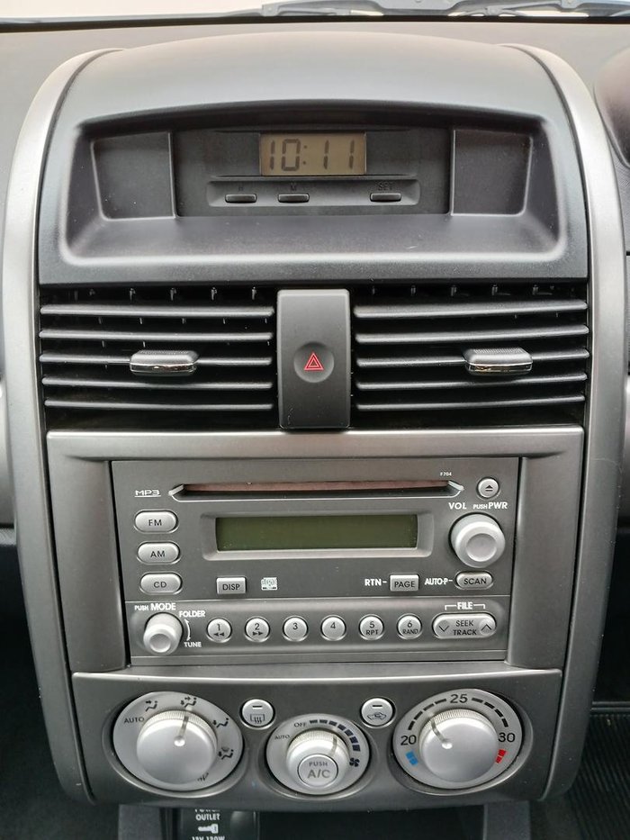 2007 Mitsubishi 380 ES DB Series 2 Mawson White