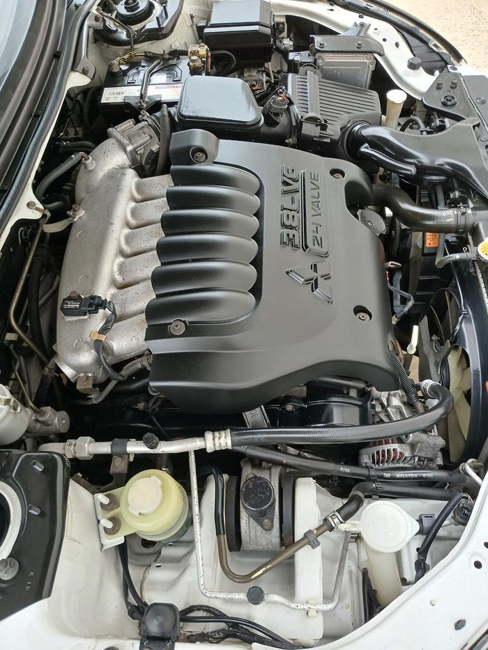 2007 Mitsubishi 380 ES DB Series 2 Mawson White