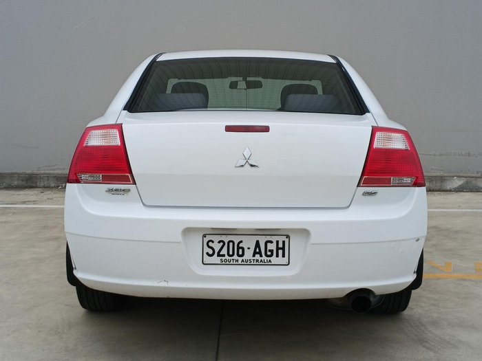 2007 Mitsubishi 380 ES DB Series 2 Mawson White