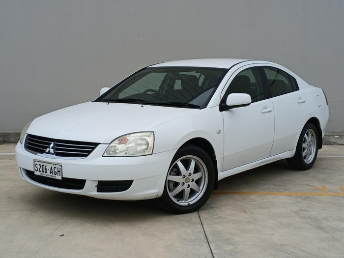 2007 Mitsubishi 380 ES DB Series 2 Mawson White