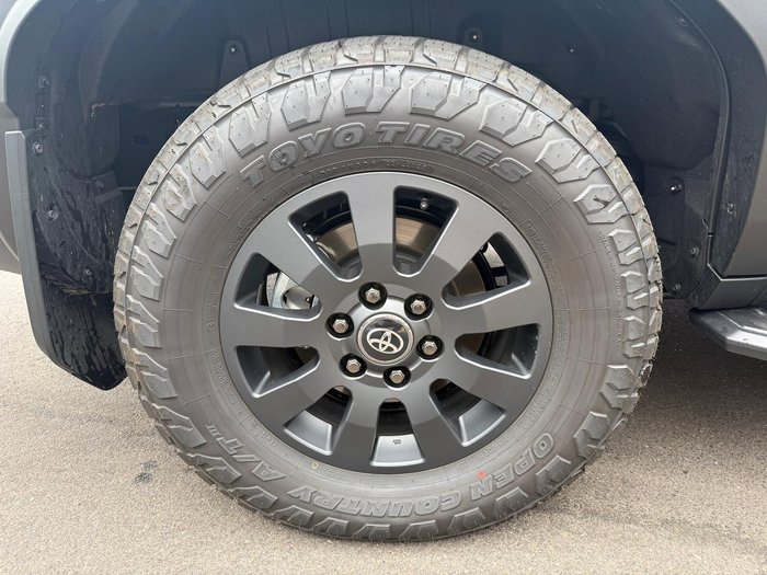 2025 Toyota Landcruiser Prado Altitude