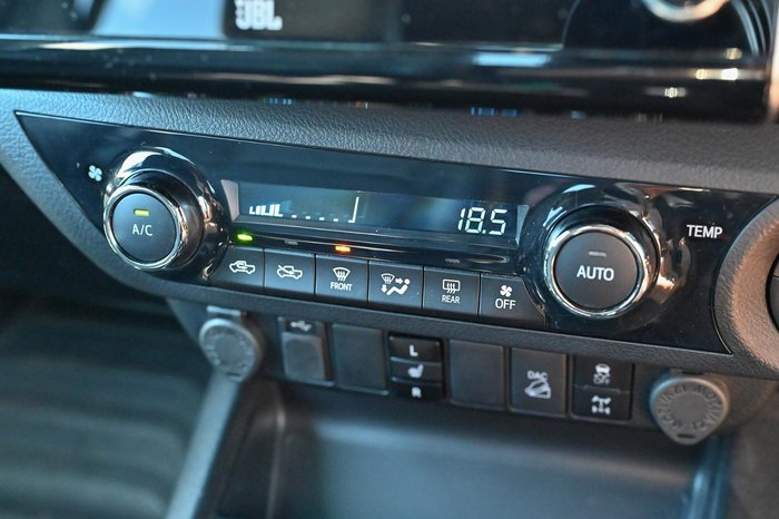 2021 Toyota Hilux Rugged X