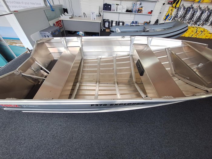 2026 QUINTREX F370 Outback Explorer