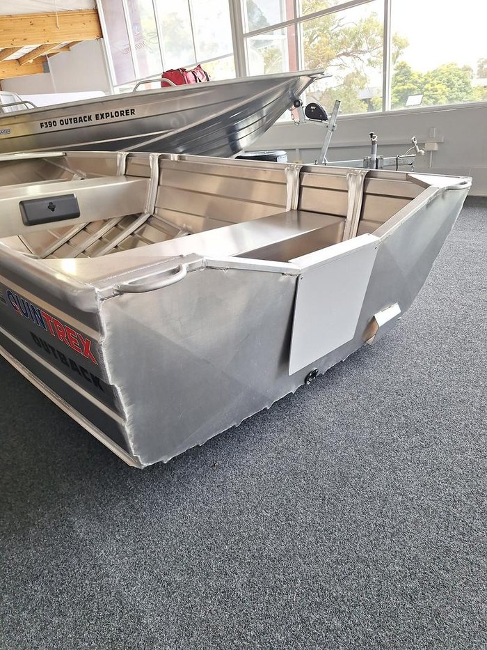 2026 QUINTREX F370 Outback Explorer