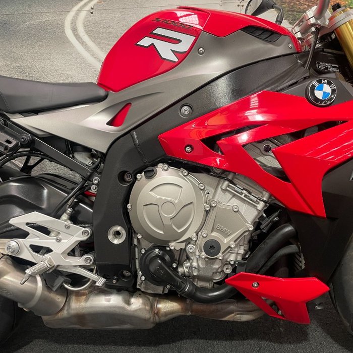 2014 BMW Motorrad S 1000 R Red