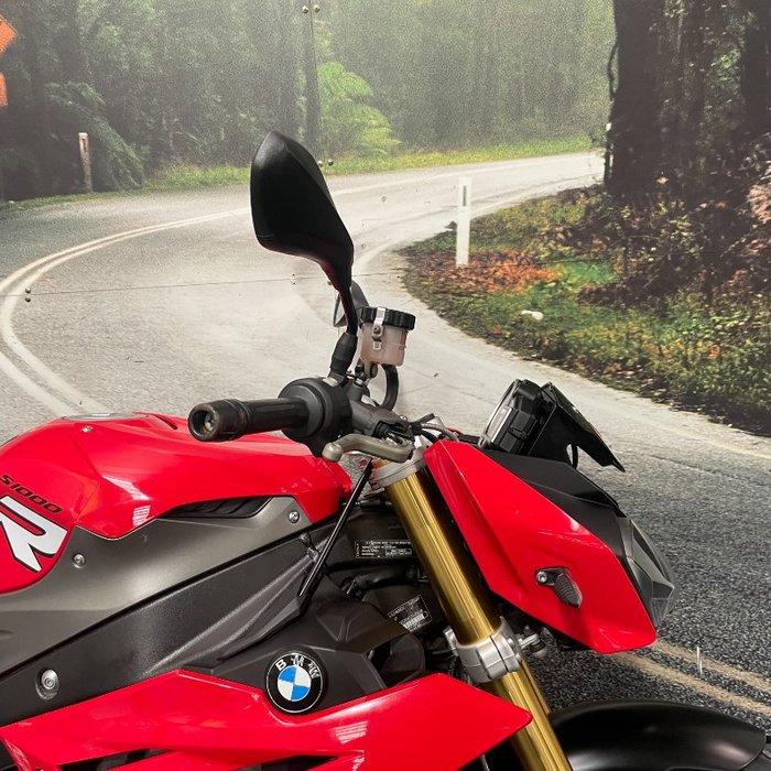 2014 BMW Motorrad S 1000 R Red
