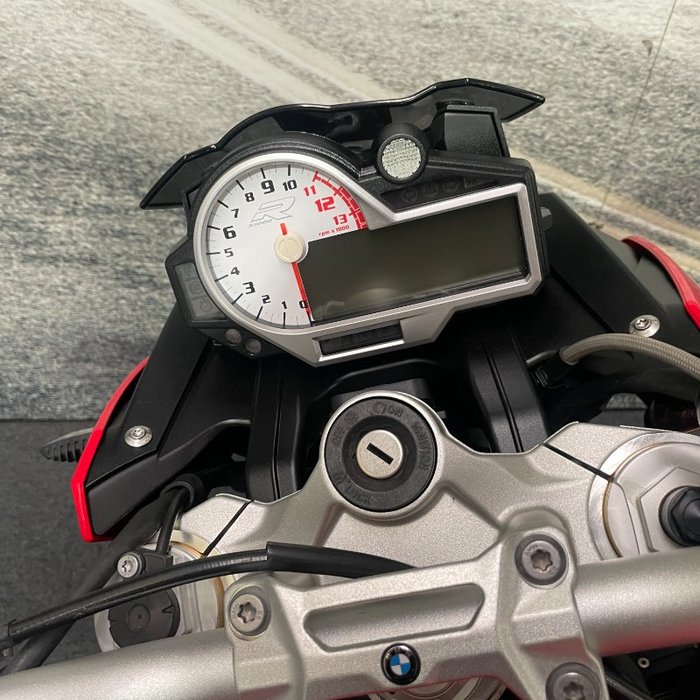 2014 BMW Motorrad S 1000 R Red