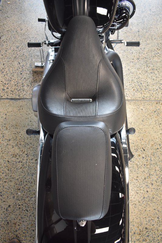 2016 HARLEY-DAVIDSON FXSB SOFTAIL BREAKOUT