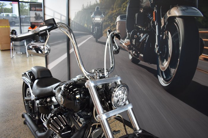 2016 HARLEY-DAVIDSON FXSB SOFTAIL BREAKOUT