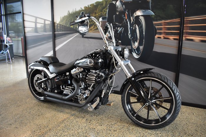 2016 HARLEY-DAVIDSON FXSB SOFTAIL BREAKOUT