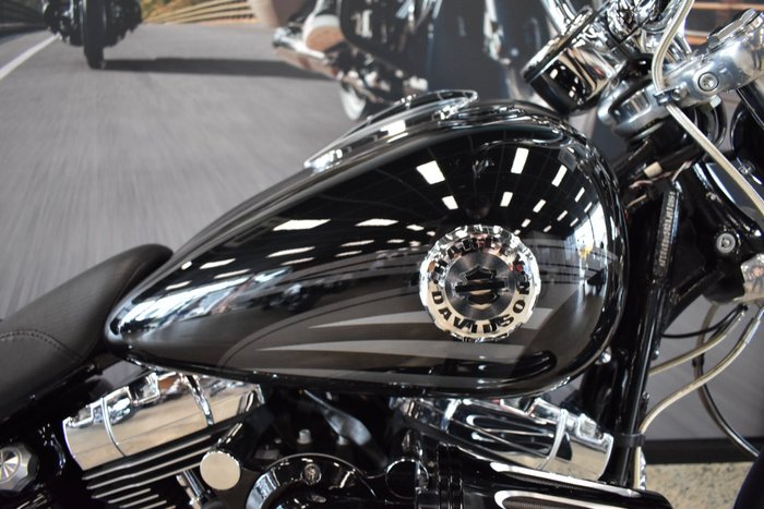 2016 HARLEY-DAVIDSON FXSB SOFTAIL BREAKOUT