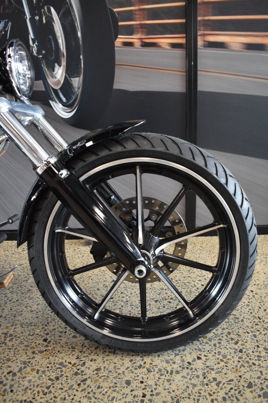 2016 HARLEY-DAVIDSON FXSB SOFTAIL BREAKOUT