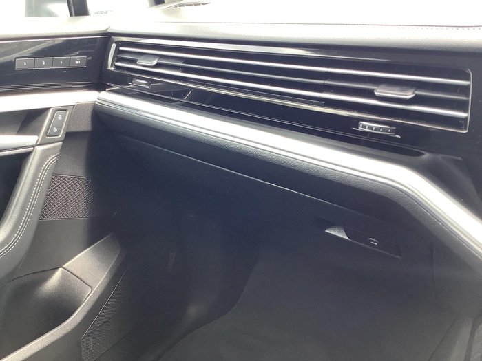 2019 Volkswagen Touareg 190TDI Launch Edition