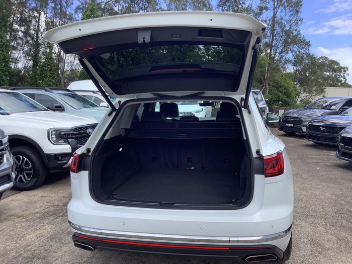 2019 Volkswagen Touareg 190TDI Launch Edition