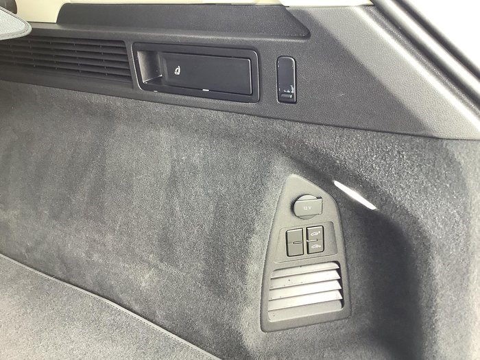 2019 Volkswagen Touareg 190TDI Launch Edition