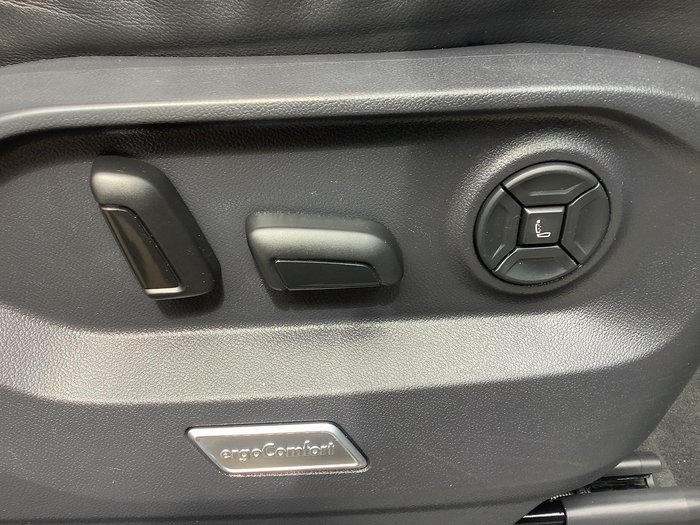 2019 Volkswagen Touareg 190TDI Launch Edition