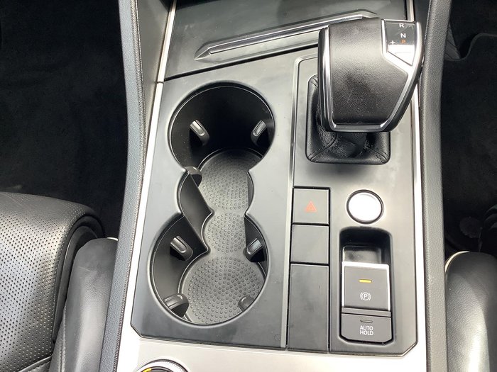 2019 Volkswagen Touareg 190TDI Launch Edition