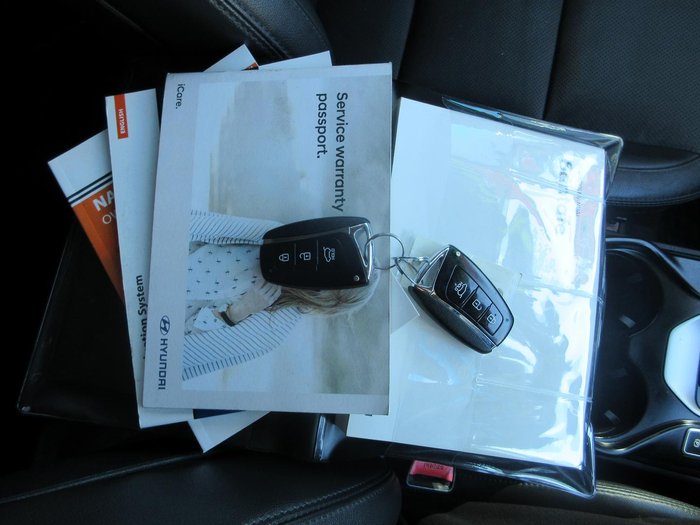 2017 Hyundai Santa Fe SR