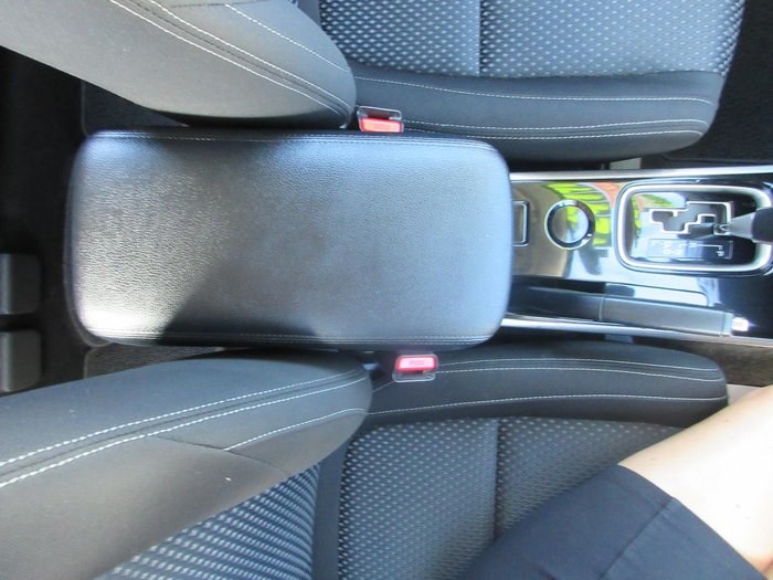 2018 Mitsubishi Outlander ES