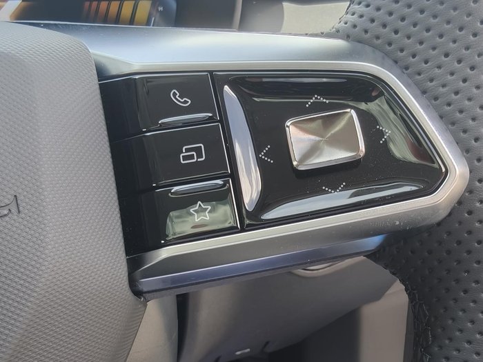 2025 MG ZS Essence Turbo