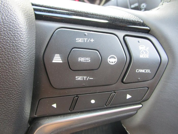 2025 Isuzu MU-X X-TERRAIN