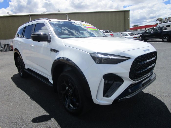 2025 Isuzu MU-X X-TERRAIN