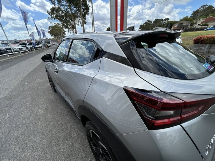 2024 Nissan JUKE ST+