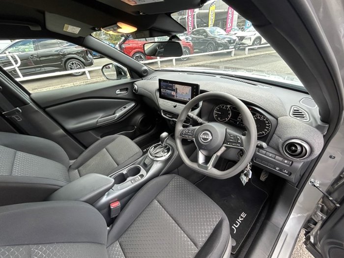 2024 Nissan JUKE ST+