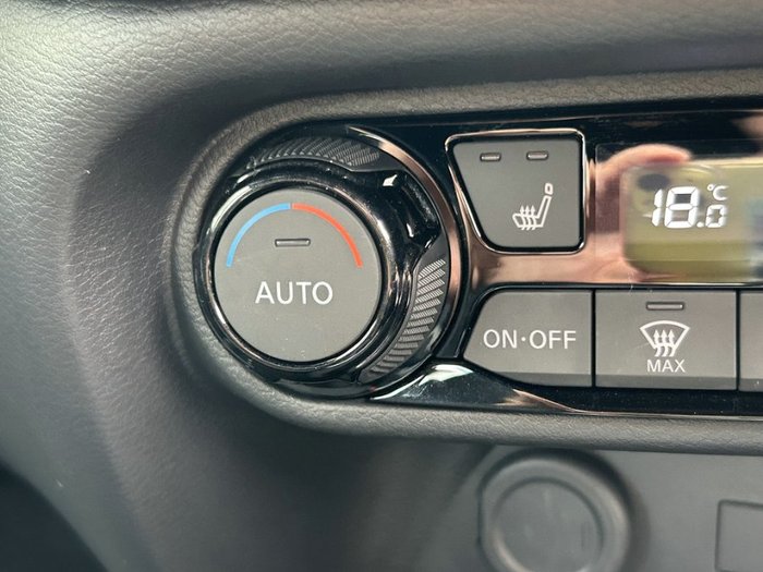 2024 Nissan JUKE ST+