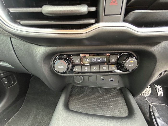 2024 Nissan JUKE ST+