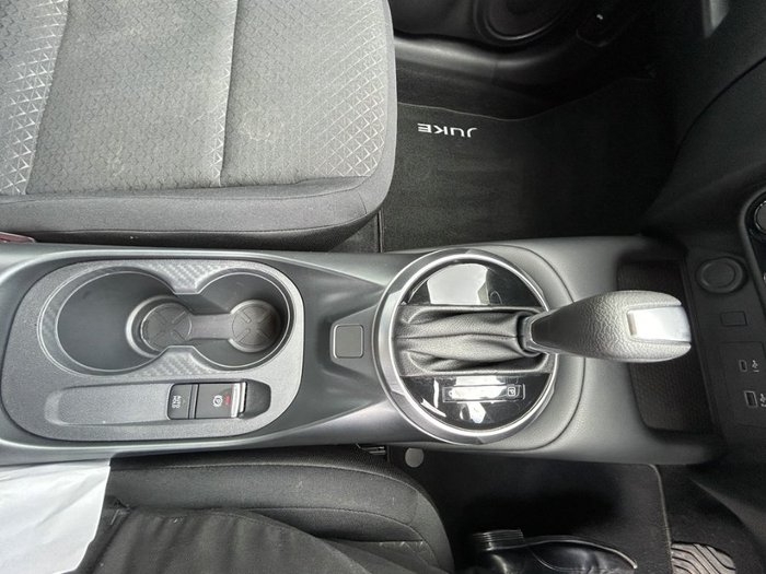 2024 Nissan JUKE ST+