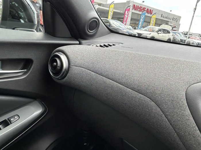 2024 Nissan JUKE ST+