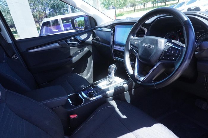 2021 Isuzu MU-X LS-U