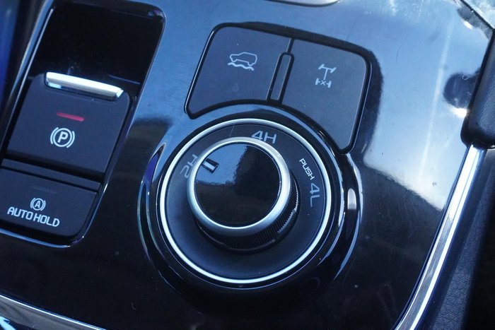 2021 Isuzu MU-X LS-U