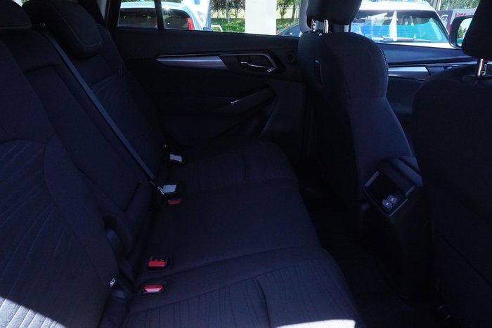 2021 Isuzu MU-X LS-U